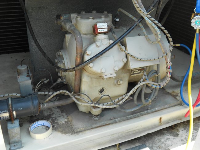 เปลี่ยนคอมเพรสเซอร์ แอร์150000 Btu