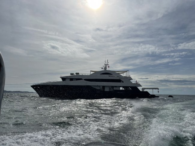 งานติดตั้งเครื่องปรับอากาศและเครื่องทำความเย็น เรือยอร์ช งานติดตั้งเครื่องปรับอากาศและเครื่องทำความเย็น เรือยอร์ช